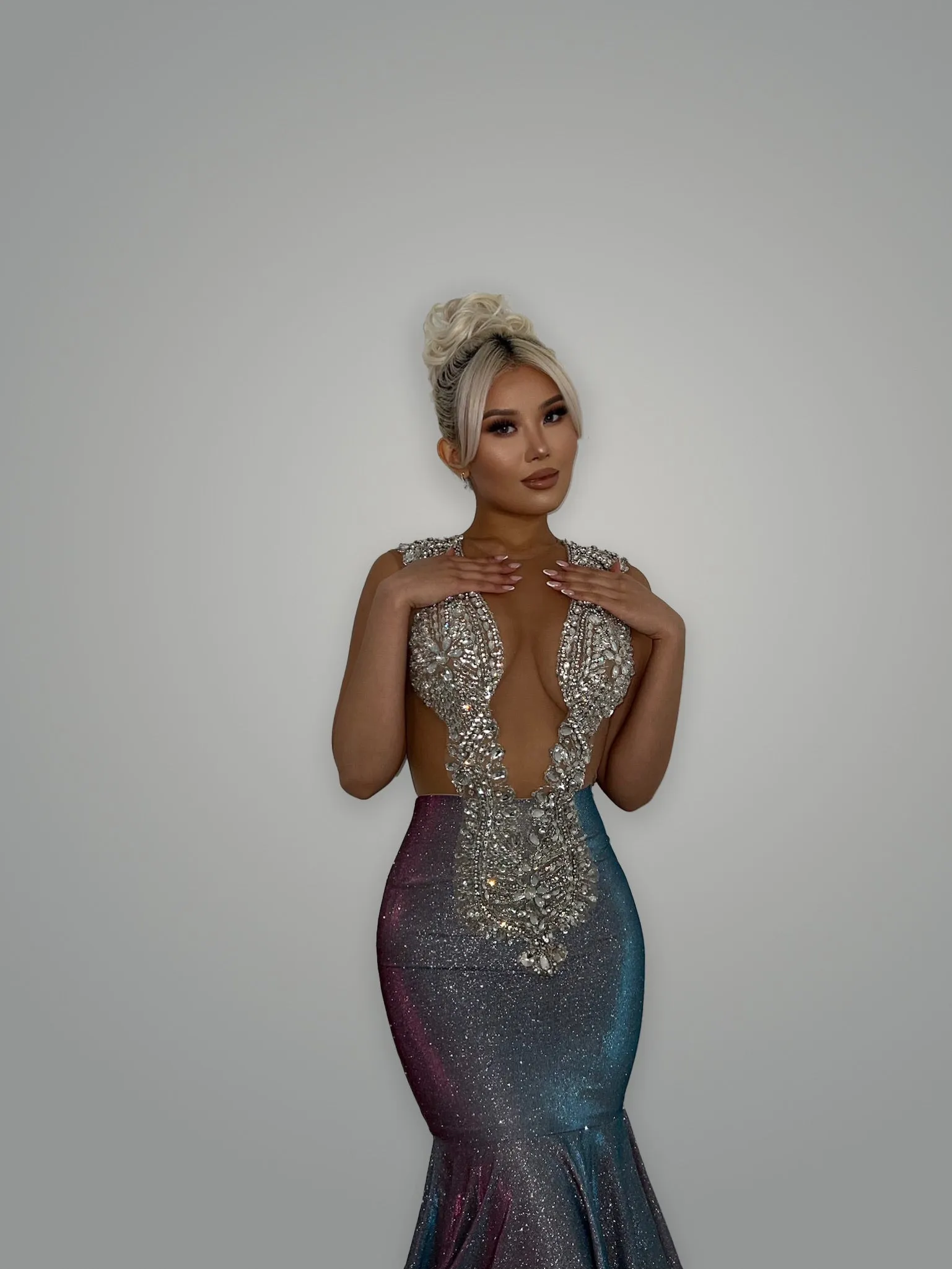 Hadi Gown