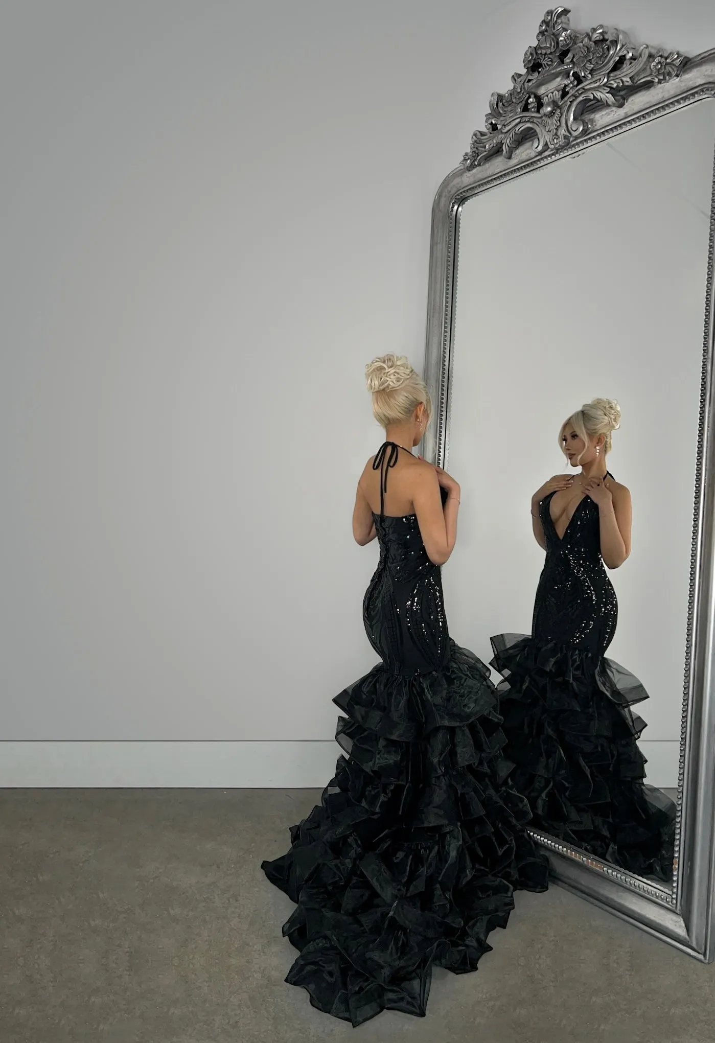 Jenti Black "Ready to Ship"