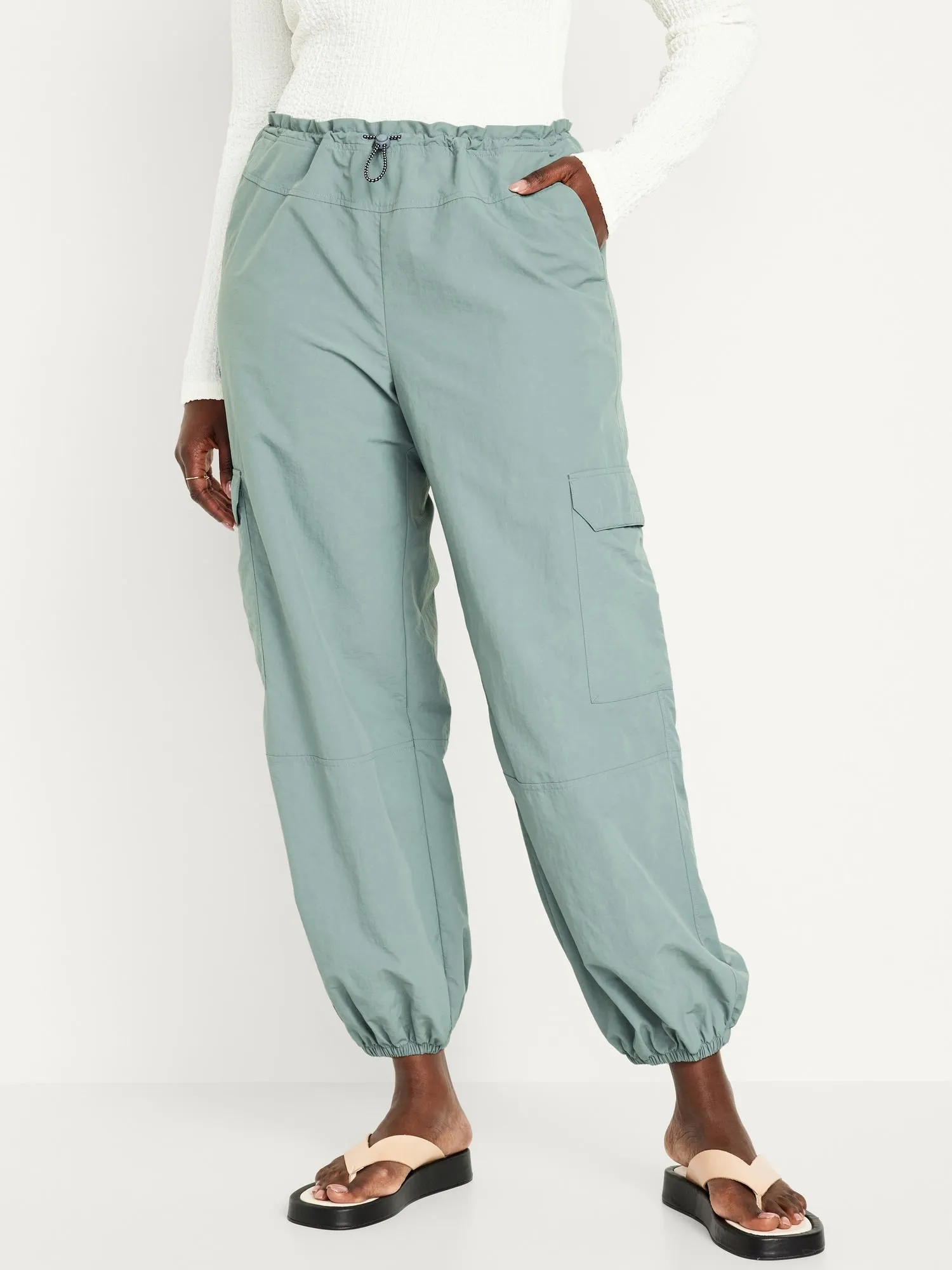 Mid-Rise Cargo Performance Pants for Women